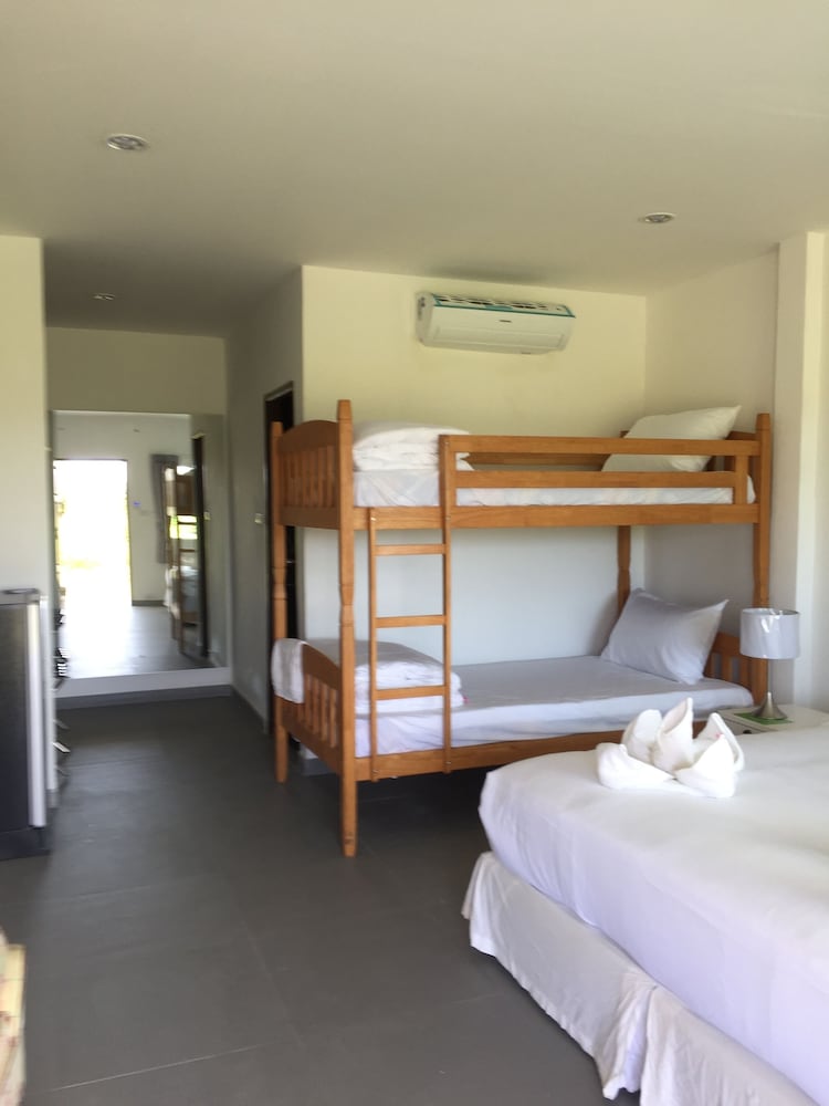 Фото Nadivana Serviced Apartments