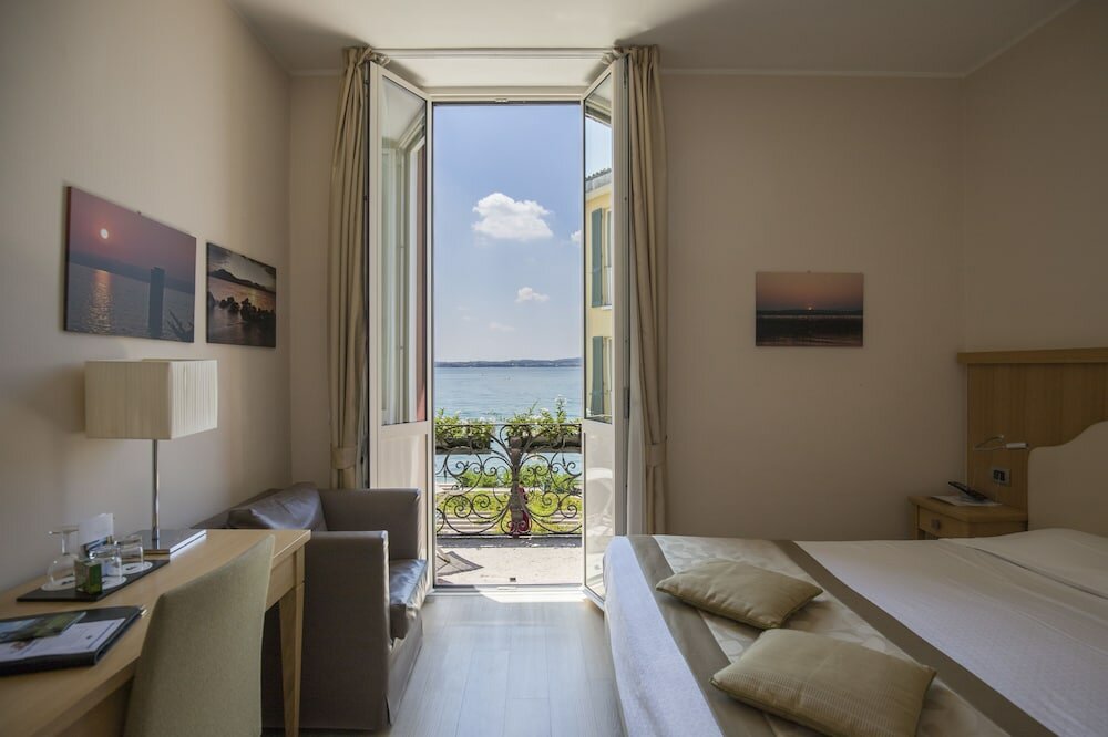 Фото Hotel Sirmione e Promessi Sposi