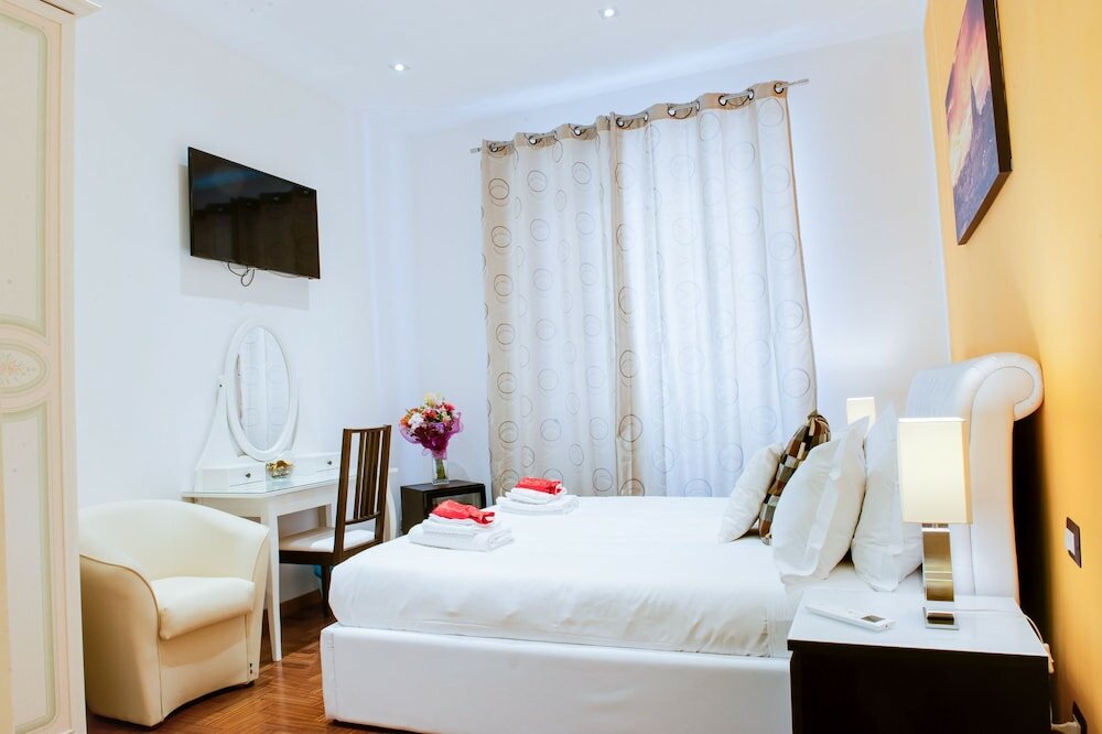 Фото Lh Royal Suites