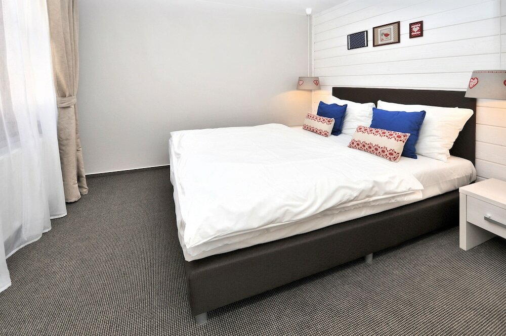 Фото Aplend Apartm& xE1; ny Kamz& xED; k