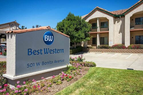 Гостиница Best Western San Dimas Hotel & Suites