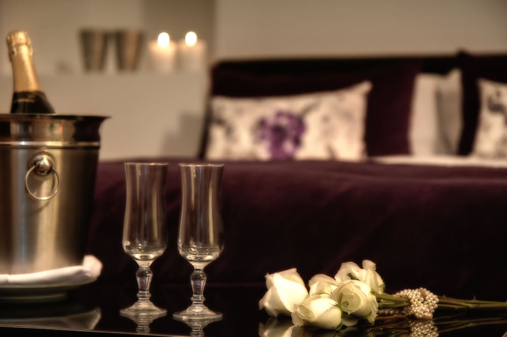 Фото Broadway Hotel & Suites