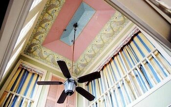 Фото Stay Fairfield - Fairfield Place and Fairfield Manor Bed & Breakfast