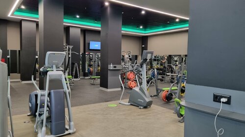 Gold's Gym, фитнес-клуб, Ленинградский просп., 29, корп. 3, Москва