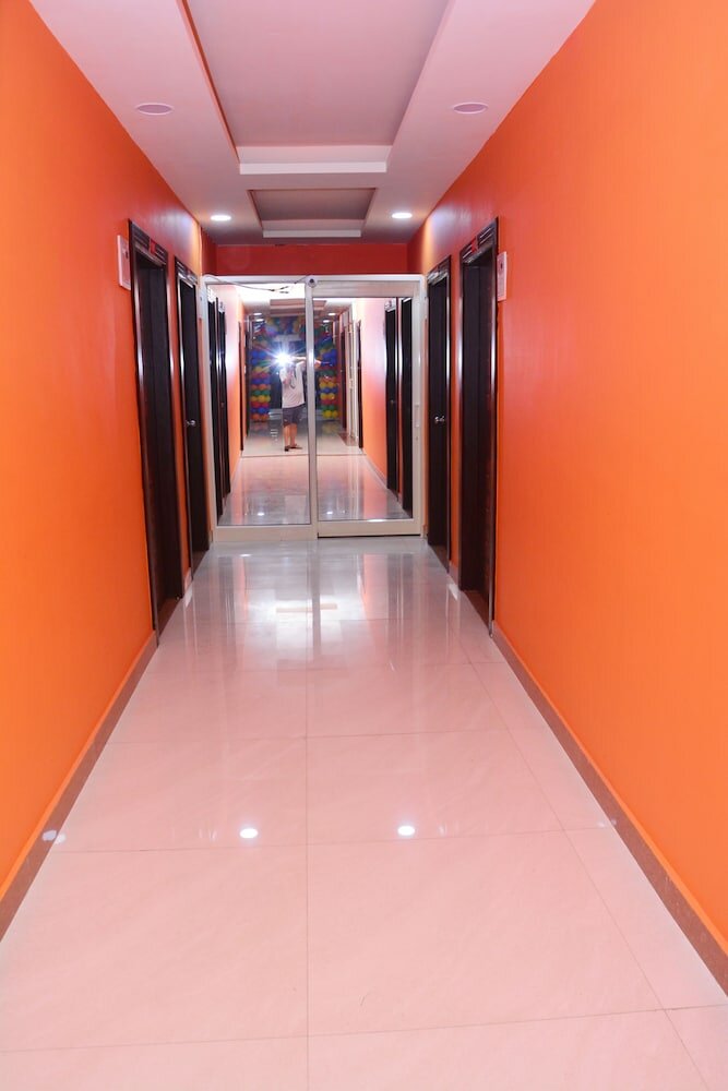 Фото Hotel Devbhoomi Inn