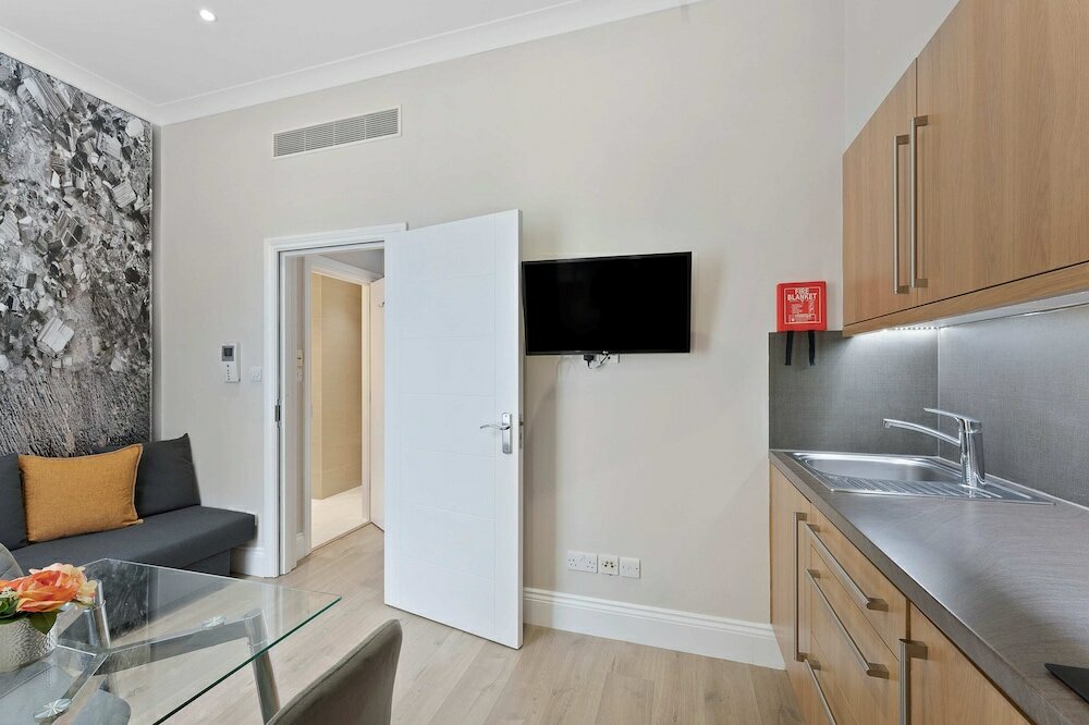 Фото Guilford Street Apartments