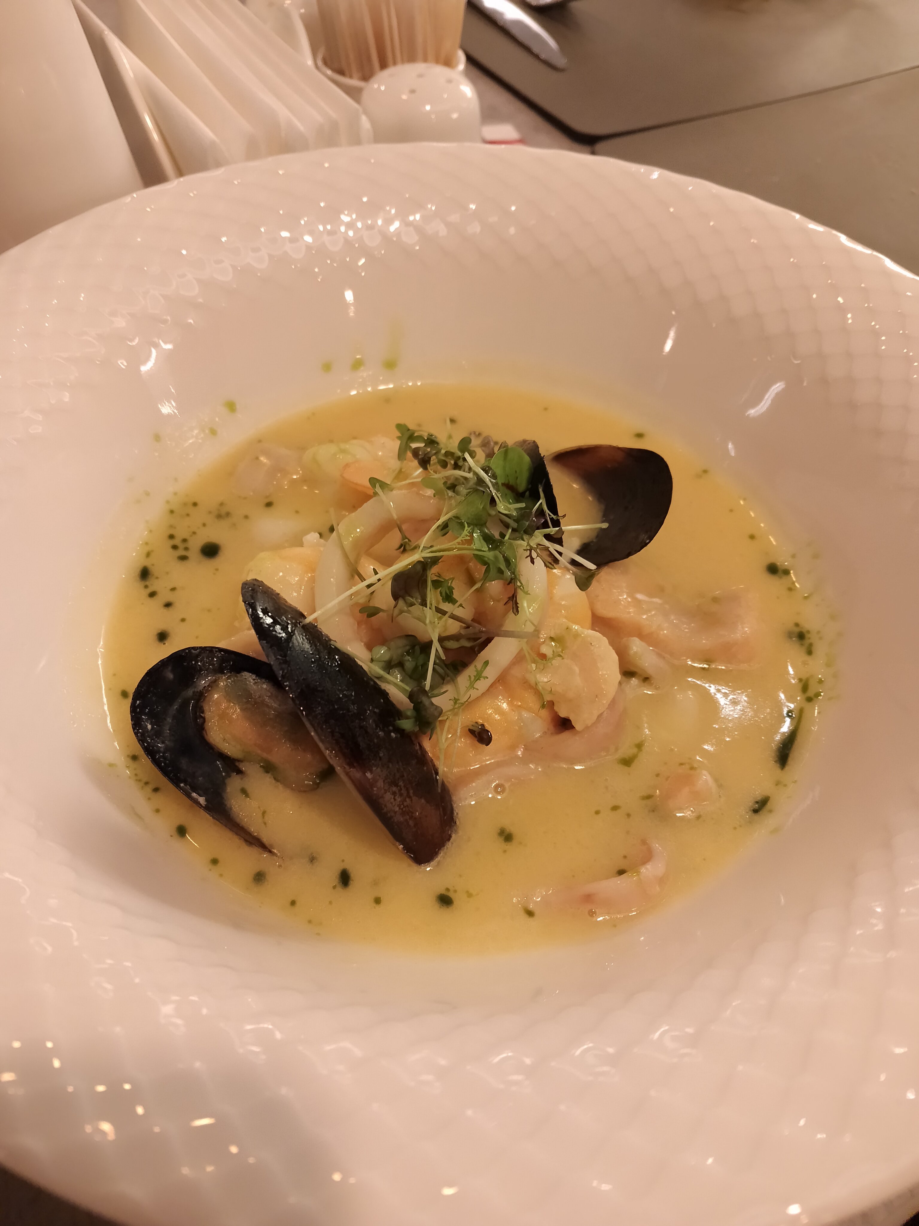 Фото Cosmos Omsk Hotel