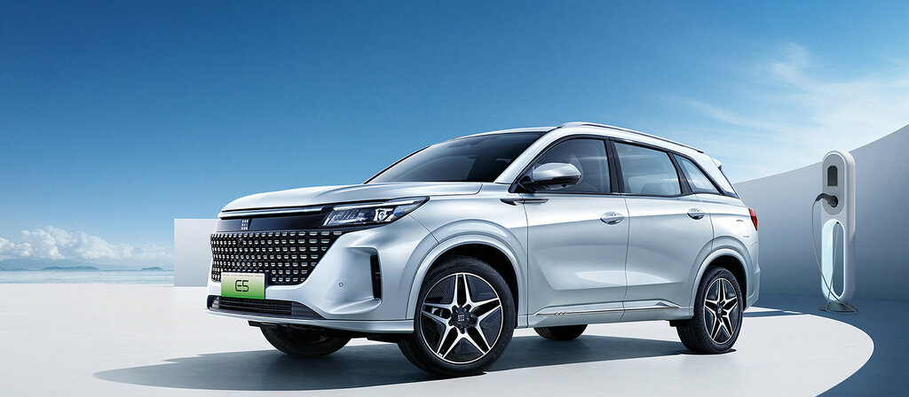 Car dealership Plaza Erc, Izmir, photo