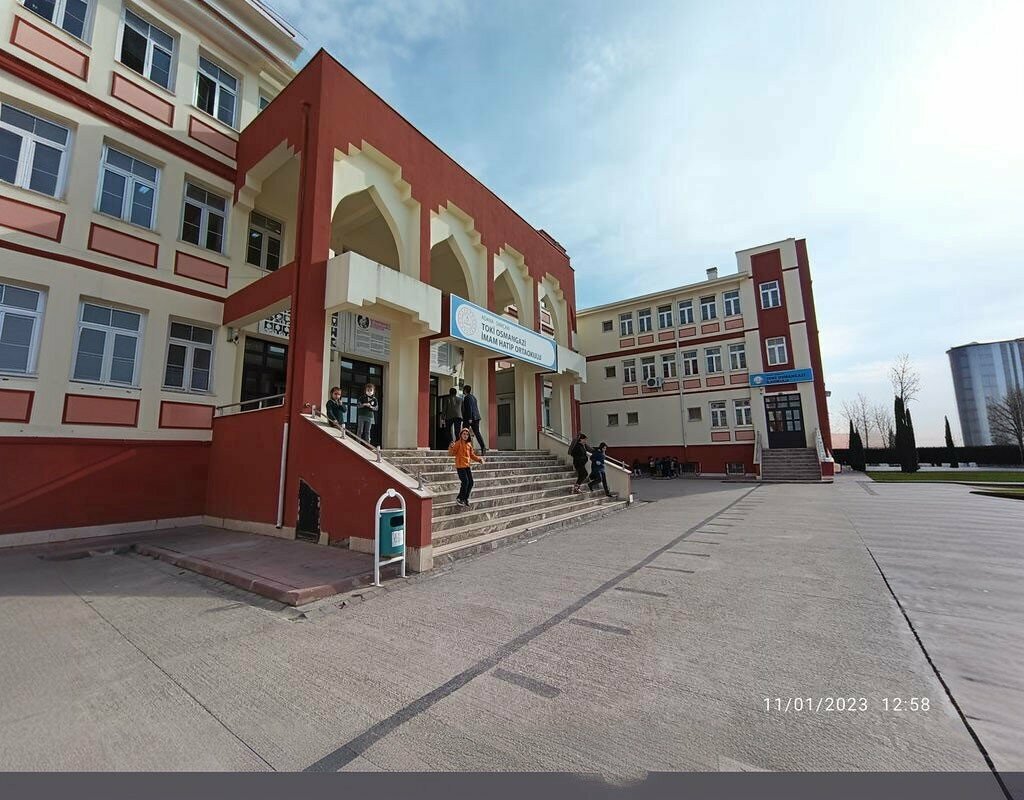 School Toki Osmangazi Imam Hatip Secondary School, Adana, photo