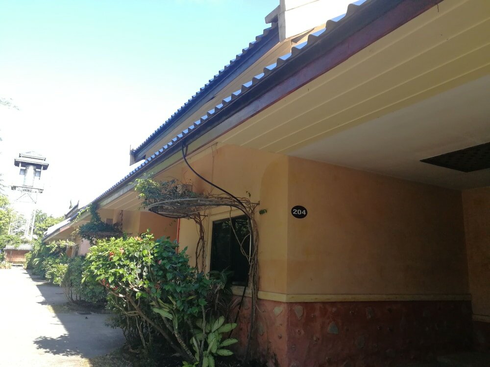 Фото Palm Chalet Resort