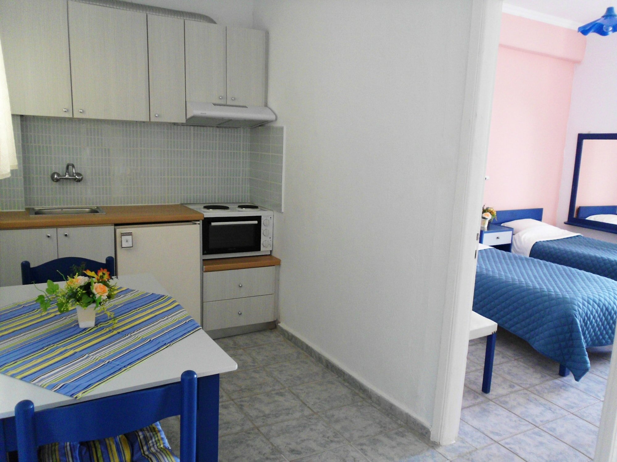 Фото Paradise Apartments