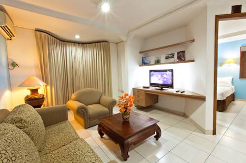 Фото Maven Buncit