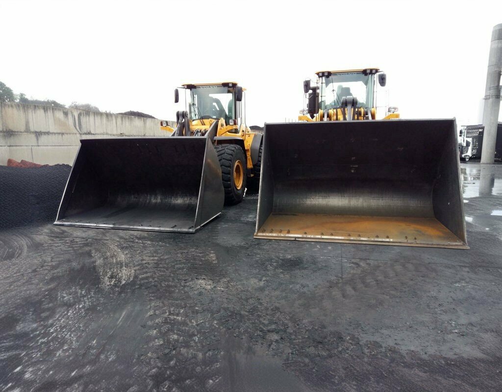 Shopping mall Papila Mining, Gokcebey, photo