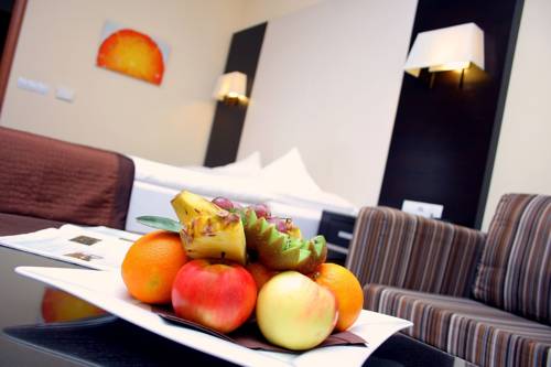 Фото Lions Garden Hotel