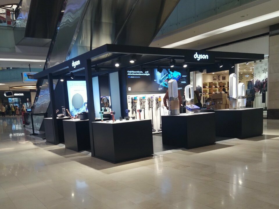 Electronic devices and components Dyson, Konya, photo