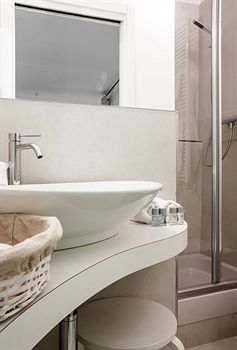 Фото Casa Fola - City Centre Rooms