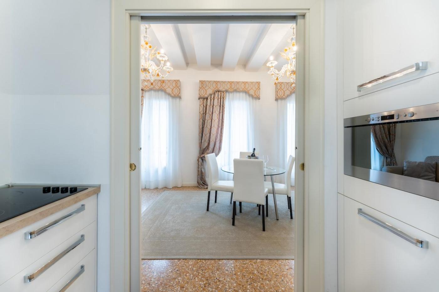 Фото San Teodoro Palace Luxury Apartments