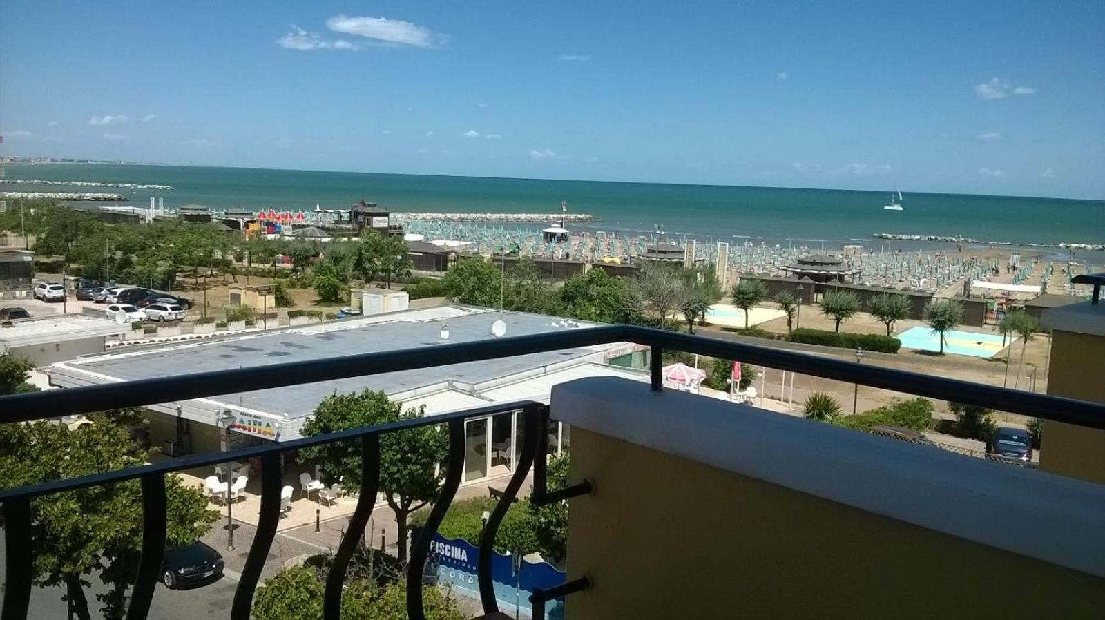 Фото Residence Record