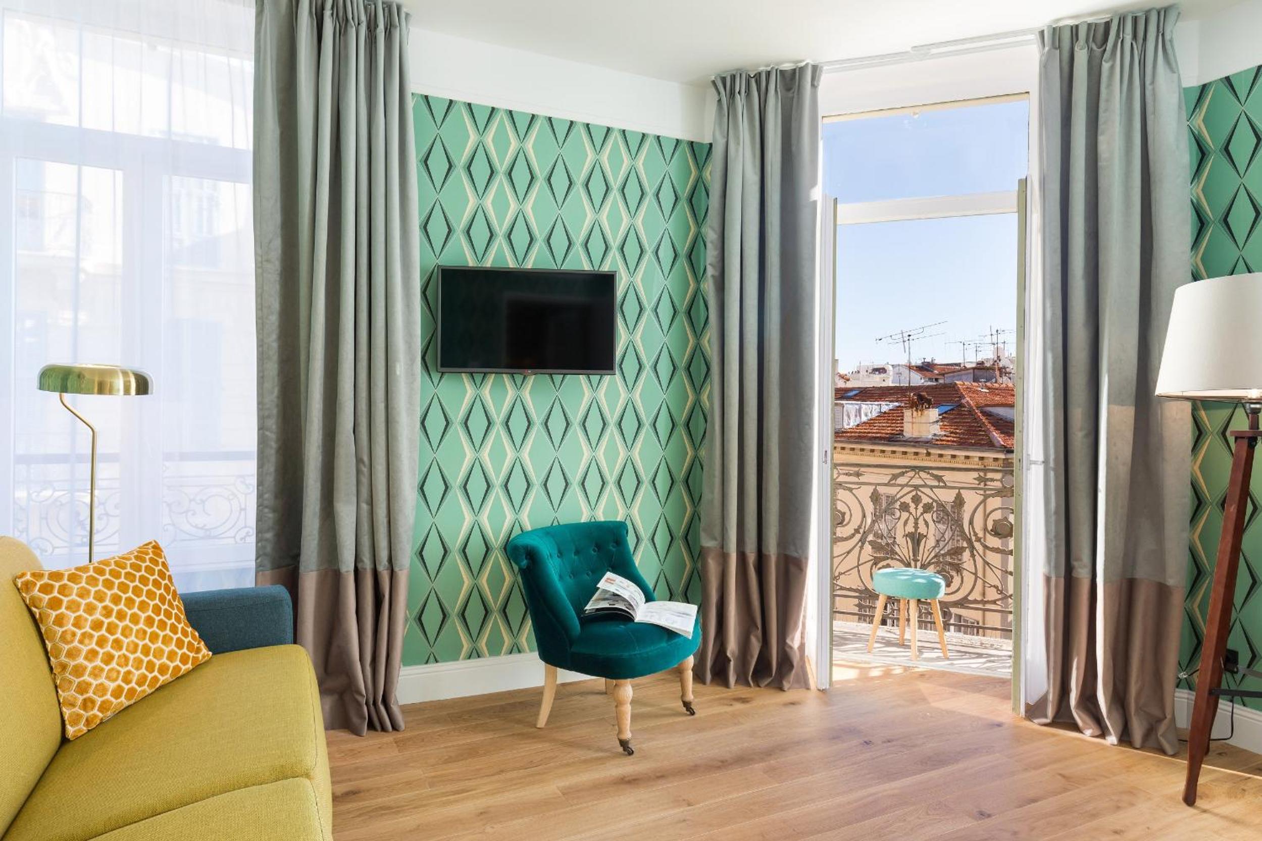 Фото The Jay Hotel by HappyCulture