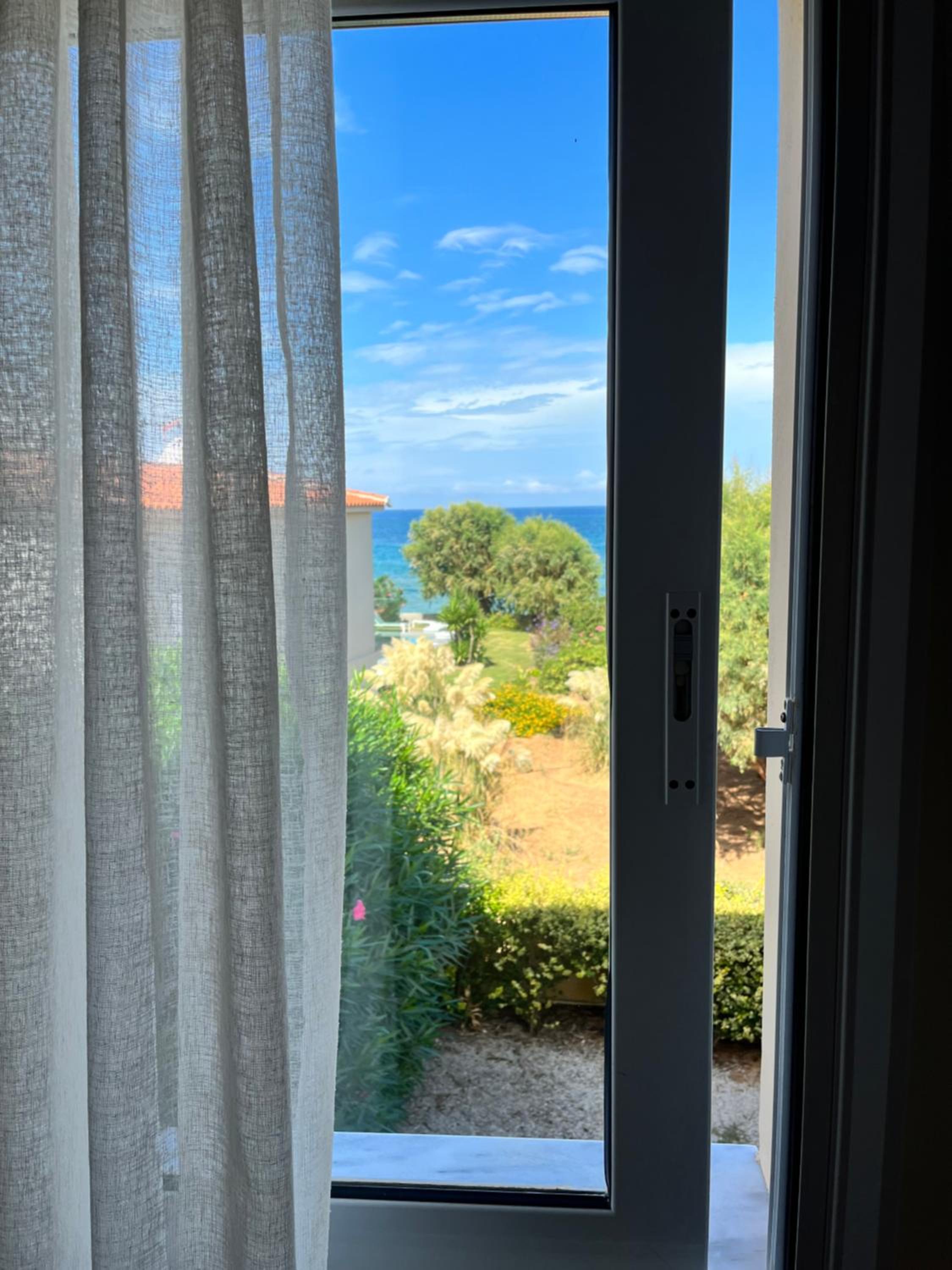 Фото Iolkos Hotel Apartments