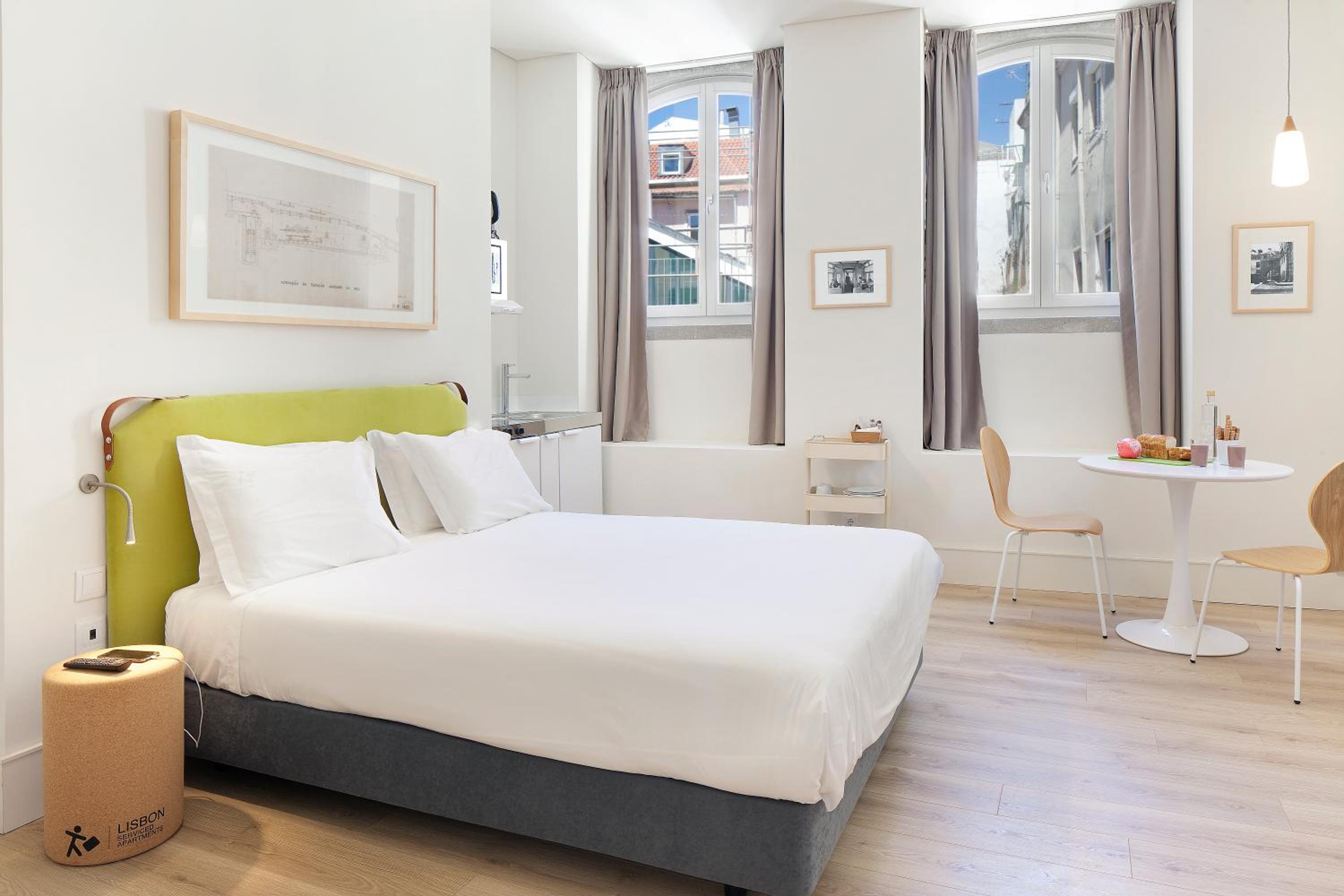 Фото Lisbon Serviced Apartments - Ascensor da Bica