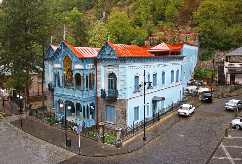 Гостиница Golden Tulip Borjomi Hotel в Боржоми