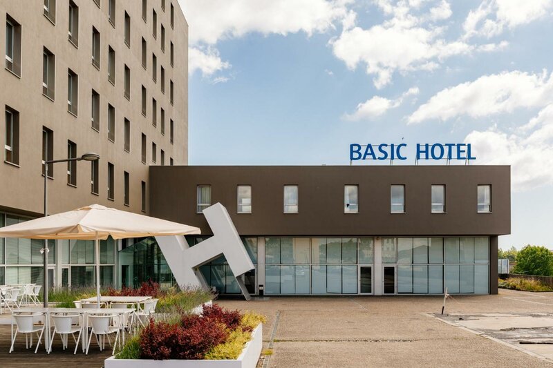 Гостиница Basic Braga by Axis в Браге