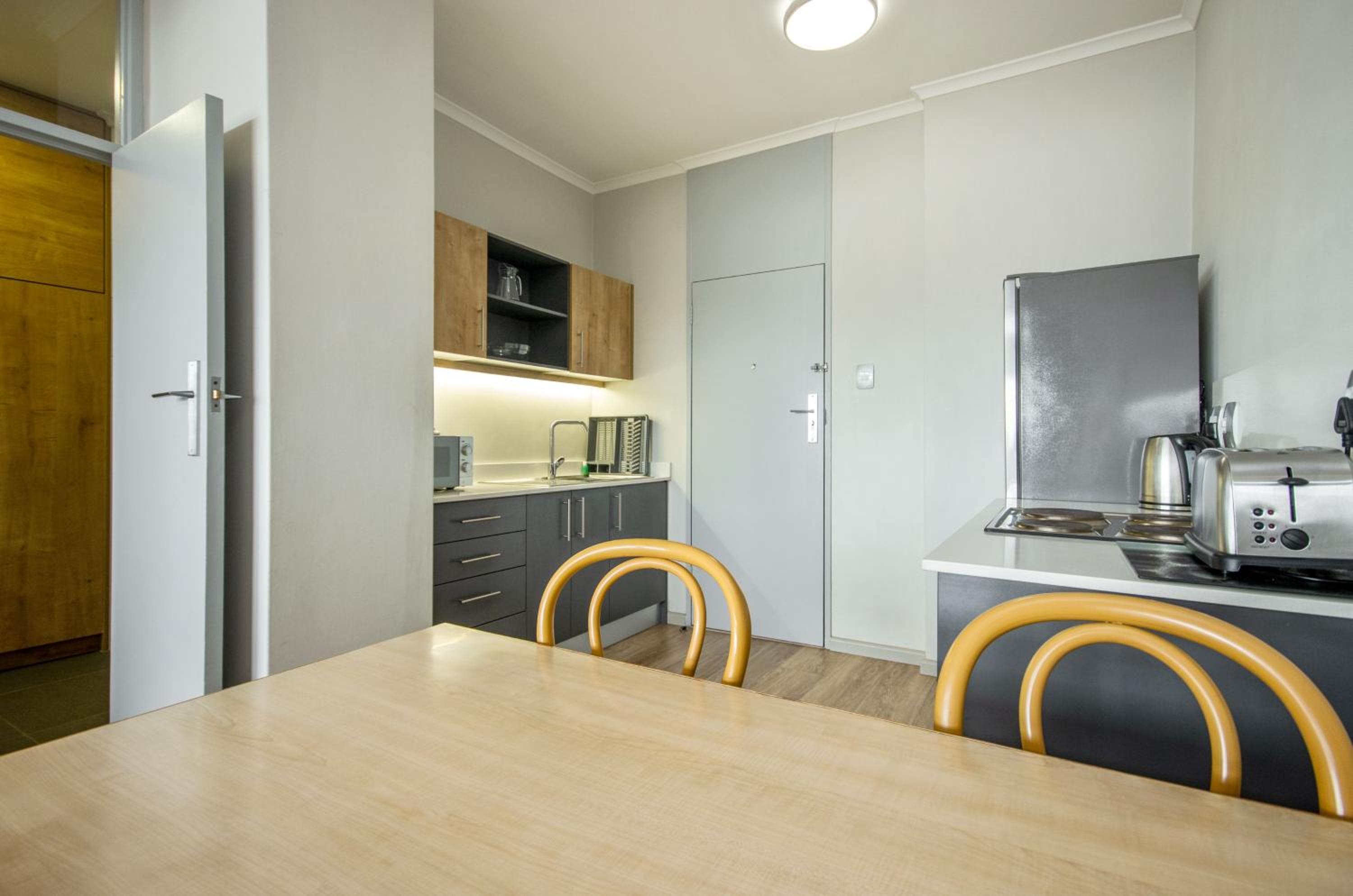 Фото Gardens Centre Holiday Apartments