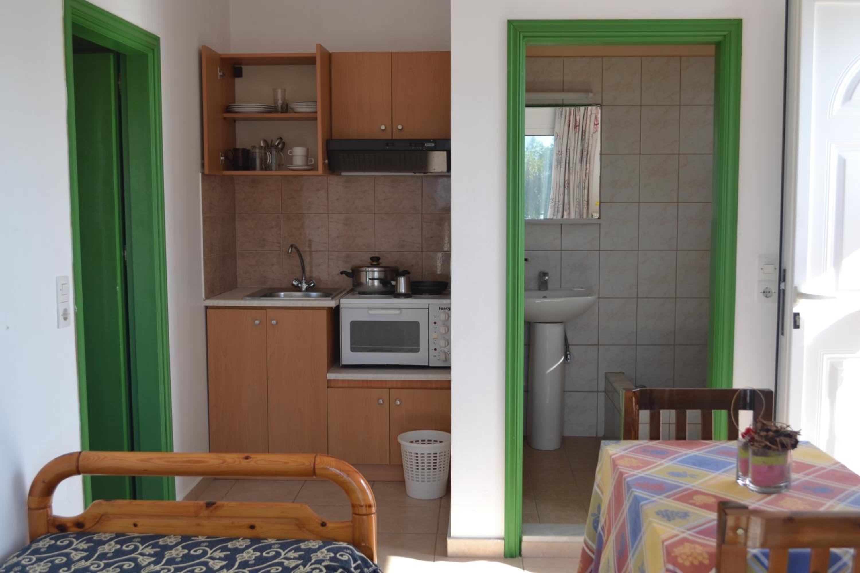 Фото Petasos Apartments