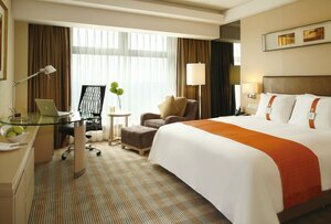 Гостиница Holiday Inn Park View Qingdao