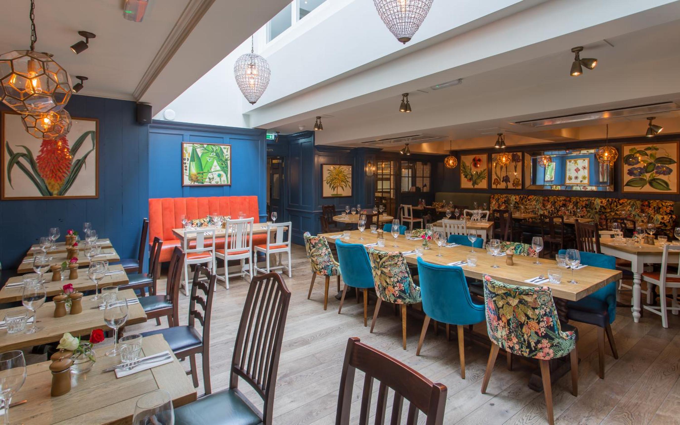 Фото The Coach & Horses