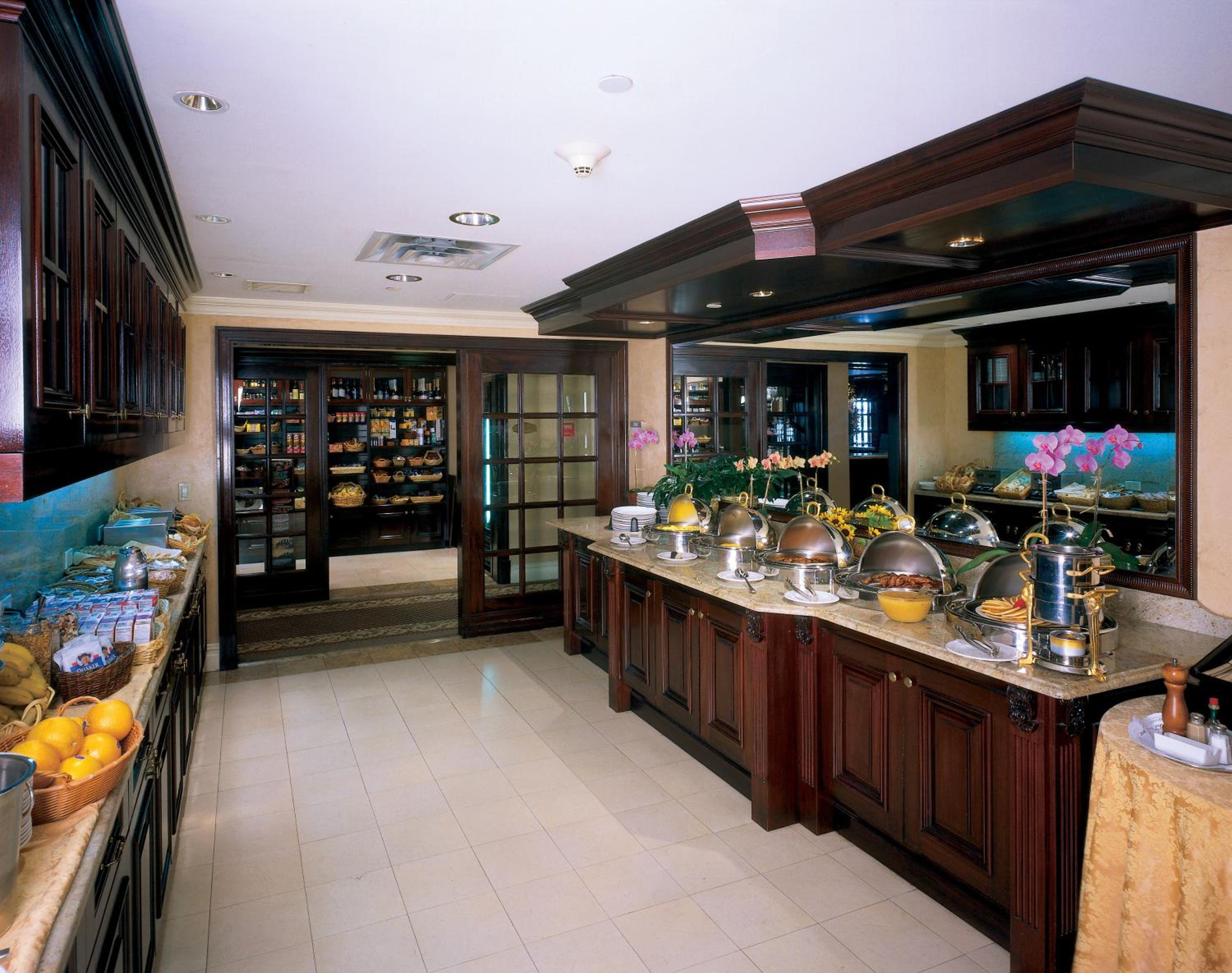 Фото The Inn At Fox Hollow Hotel