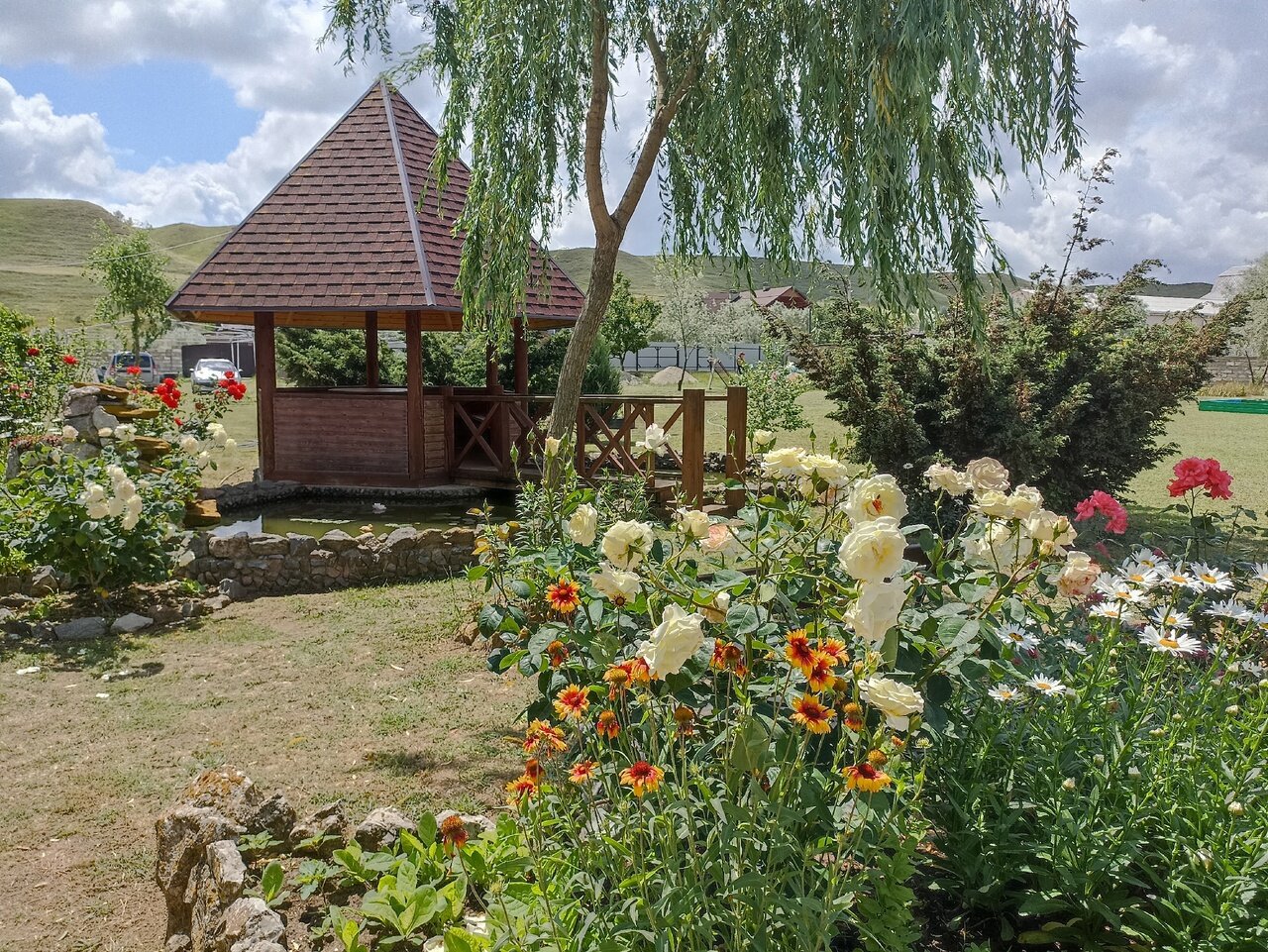 Фото отеля 2