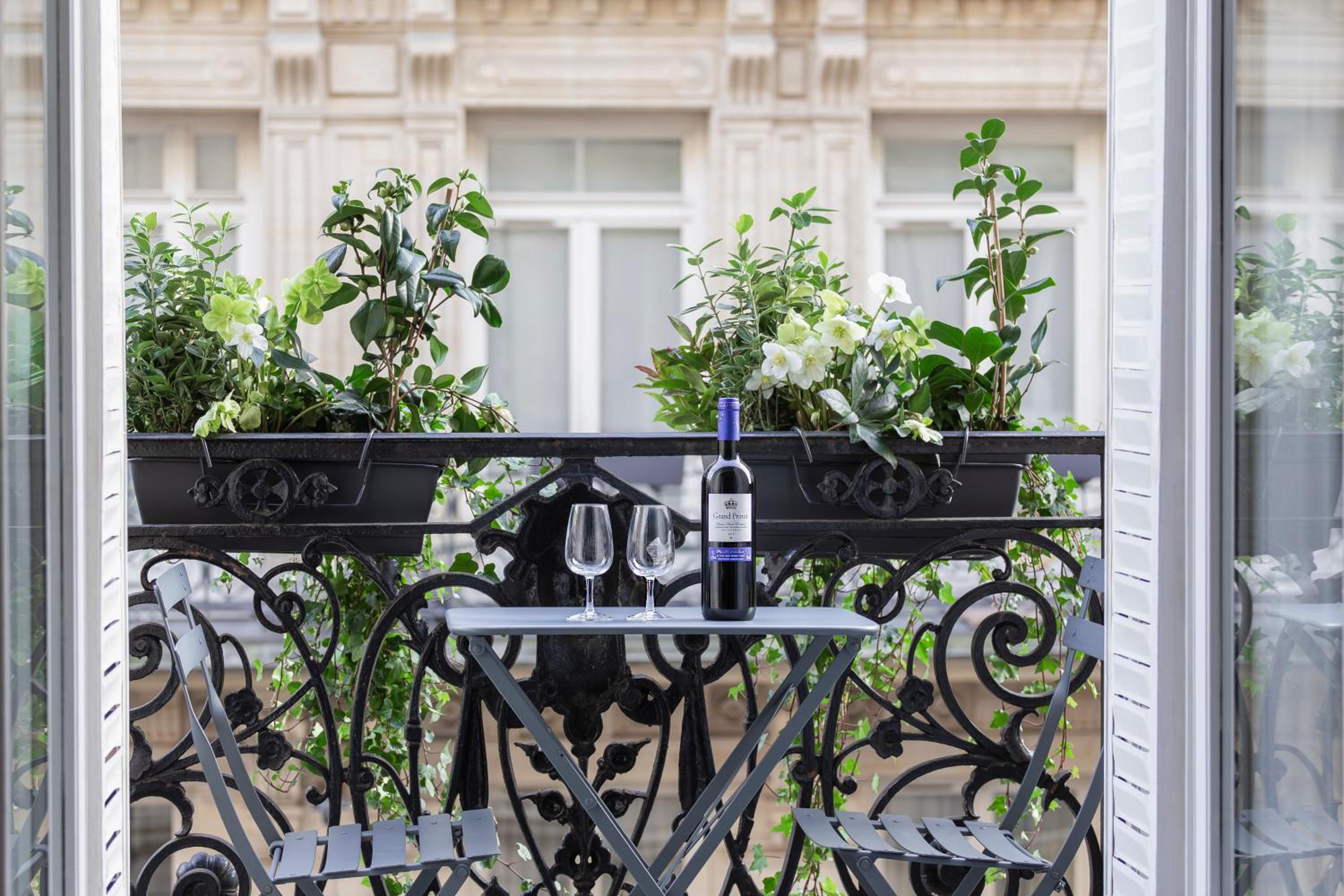 Фото Отель West End