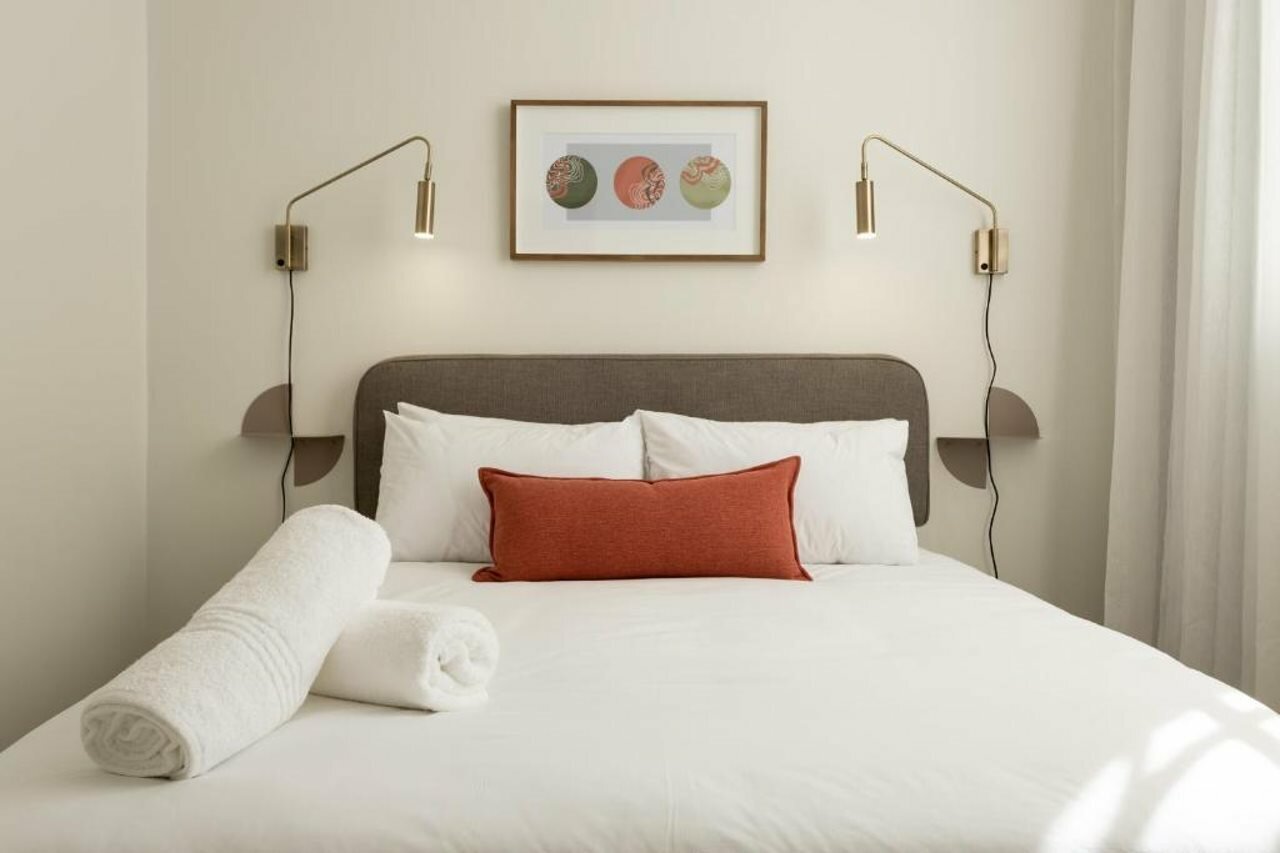 Фото Habitat Aparthotel by Totalstay