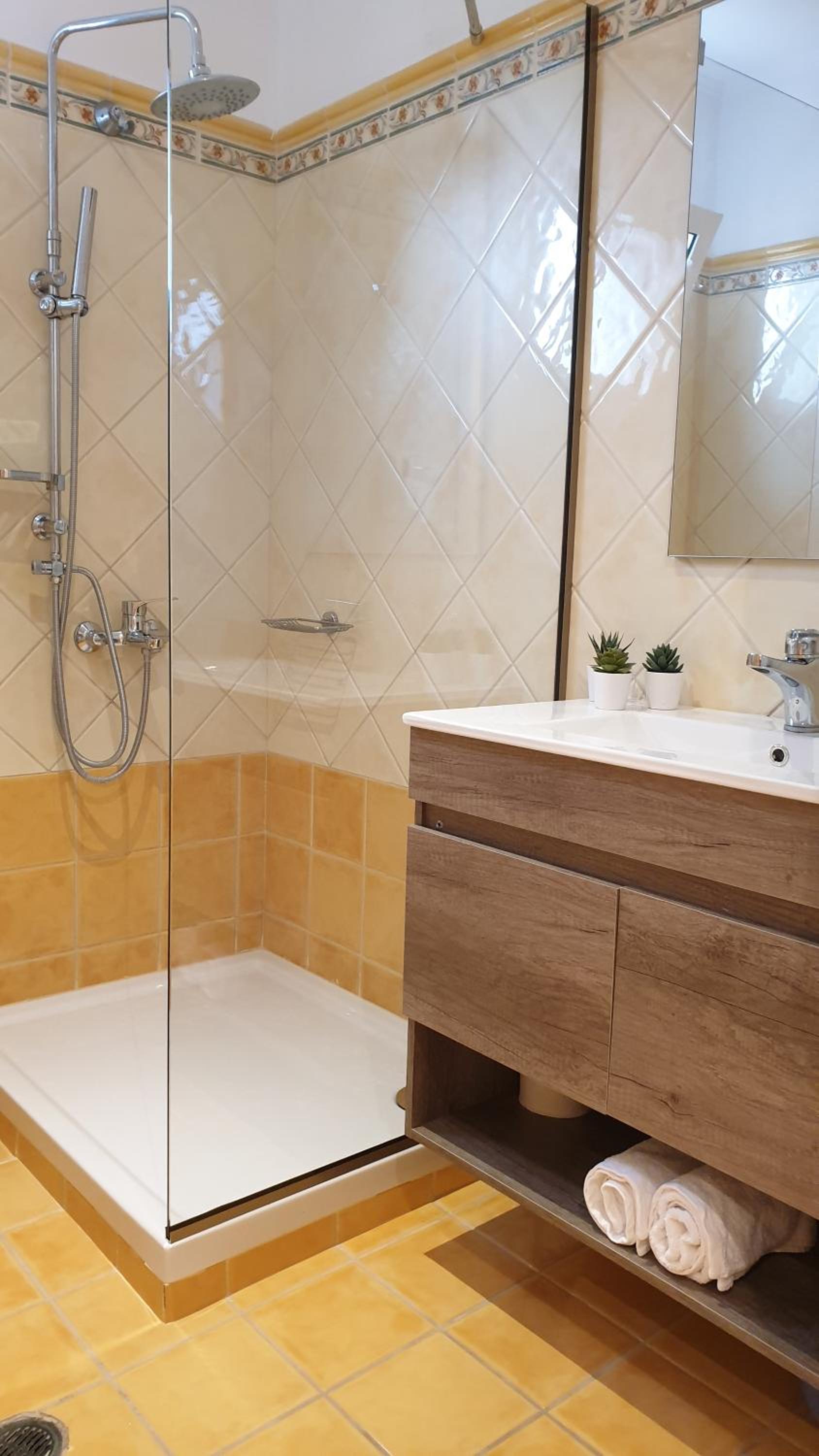 Фото Kaloudis Apartments & Studios