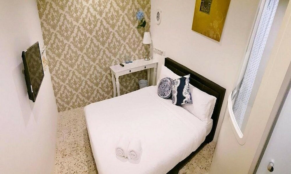 Фото Elephant House Boutique Hotel