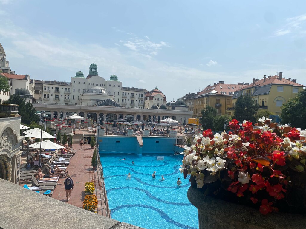 Landmark, attraction St. Gellert Thermal Baths, Budapest, photo
