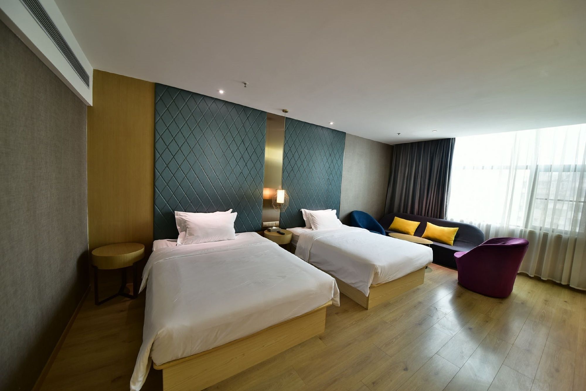Фото ibis Styles Xiamen Zhongshan Rd Walking Street