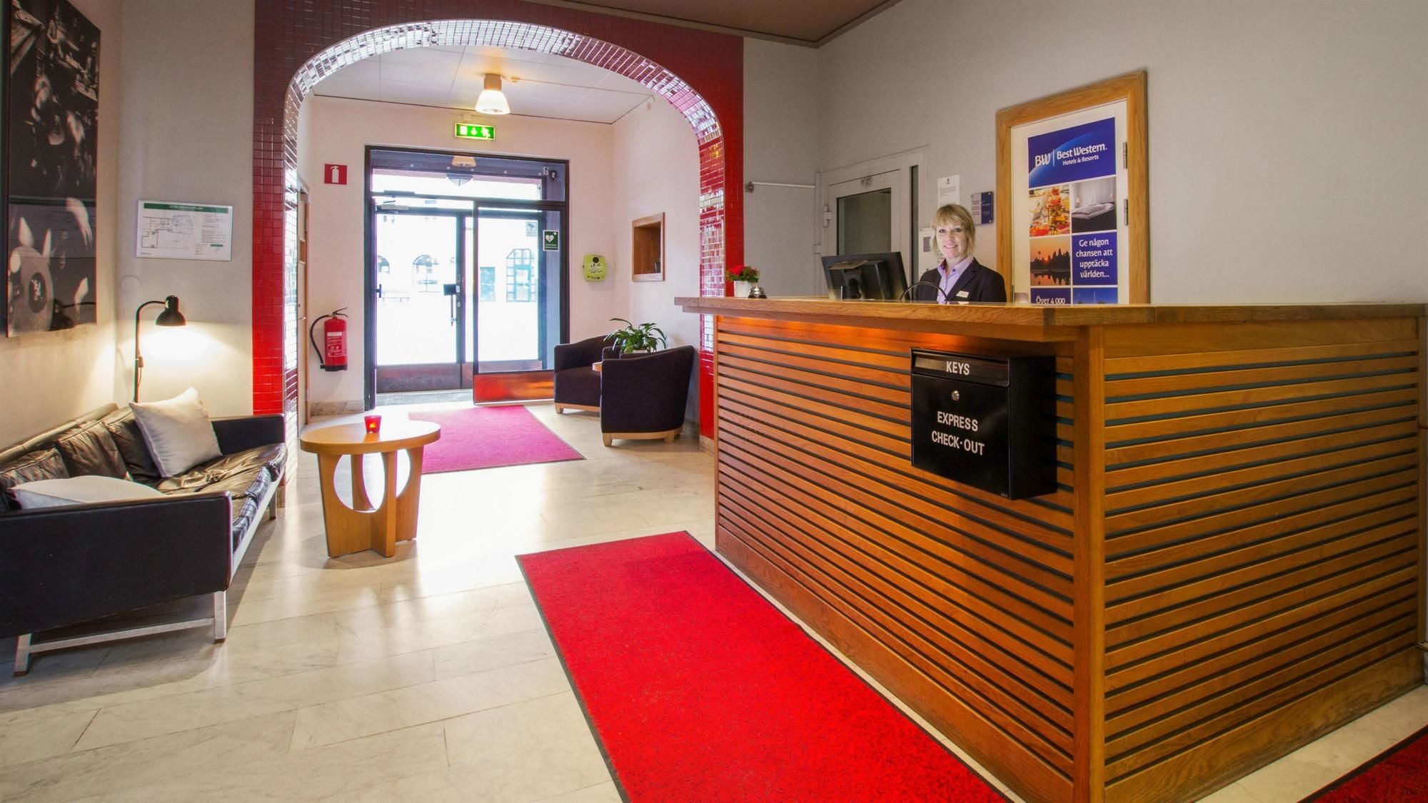 Фото Hotel Bishops Arms Strängnäs