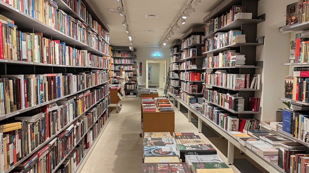 Bookstore Piotrovsky, Moscow, photo