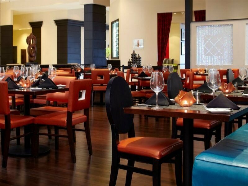 Фото Renaissance Orlando Airport Hotel by Marriott