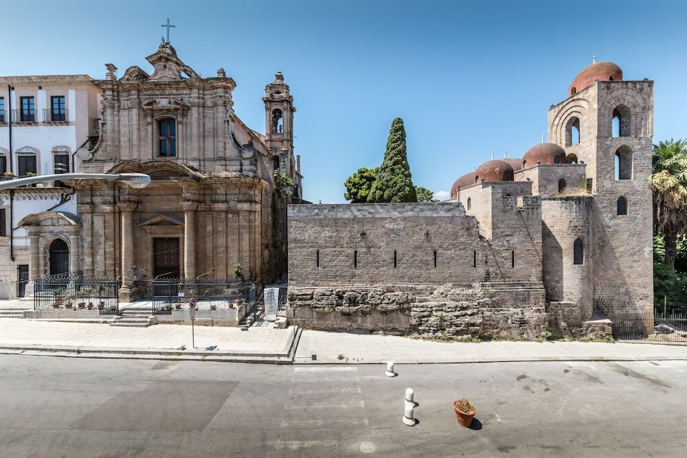 Фото Camplus Guest Palermo