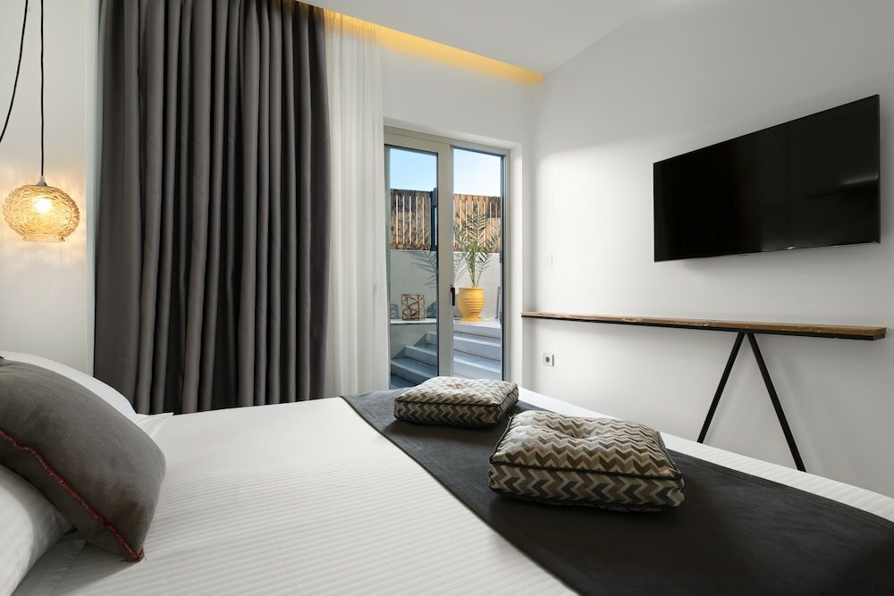 Фото Elakati Luxury Boutique - Hotel Adults Only