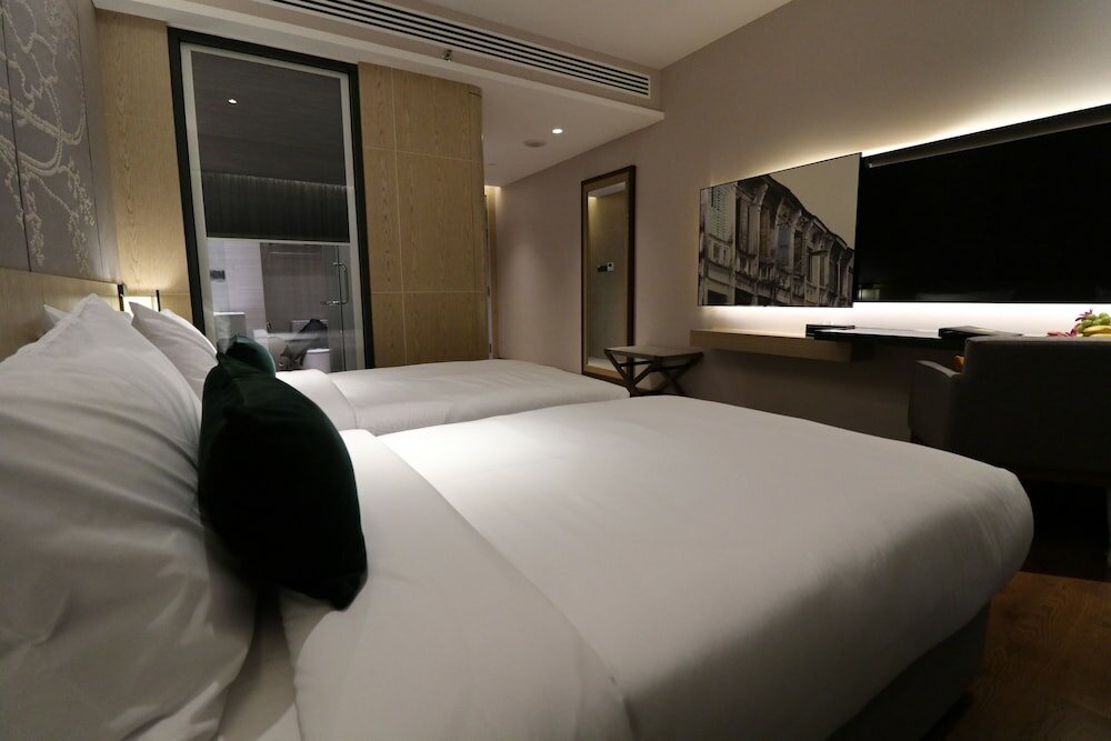 Фото Victoria Garden Hotel