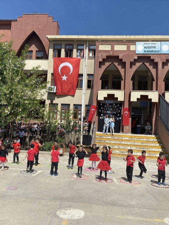 School Aziziye Middle School, Diyarbakir, photo