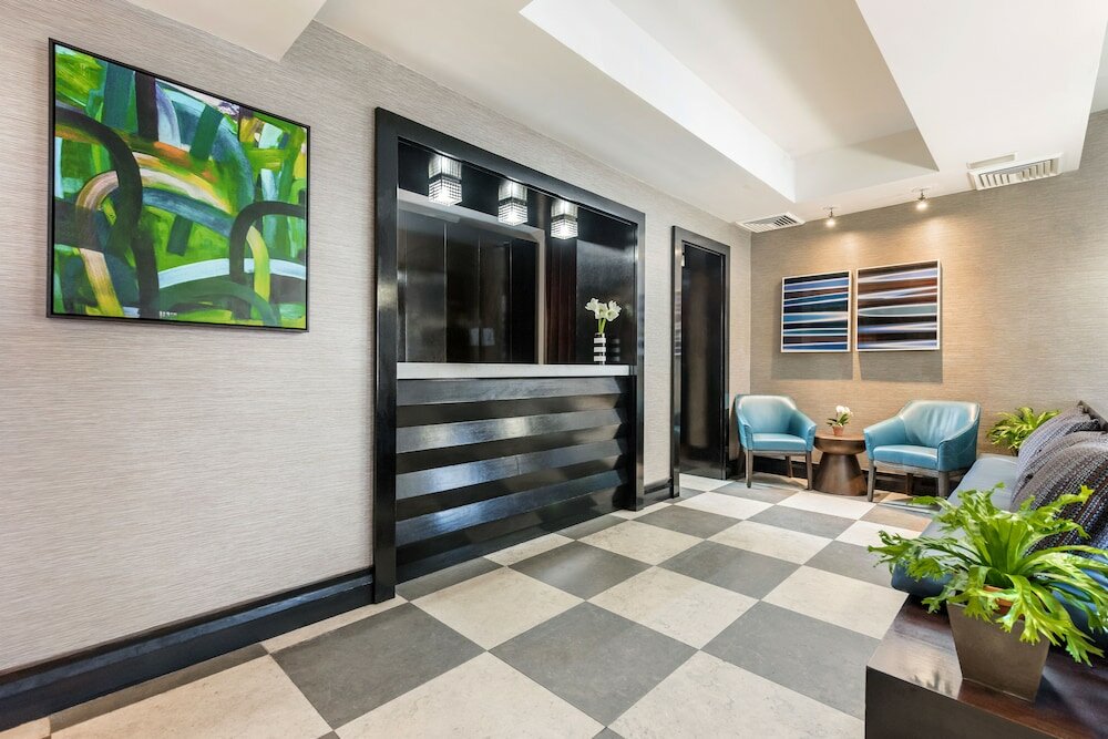 Фото Park West Hotel