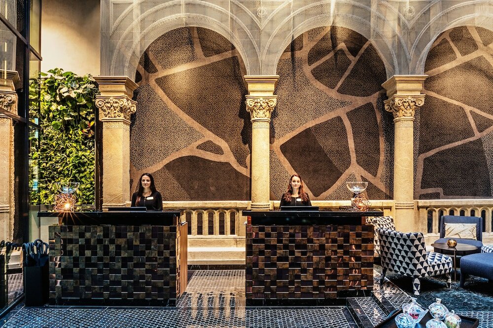 Фото отеля 2