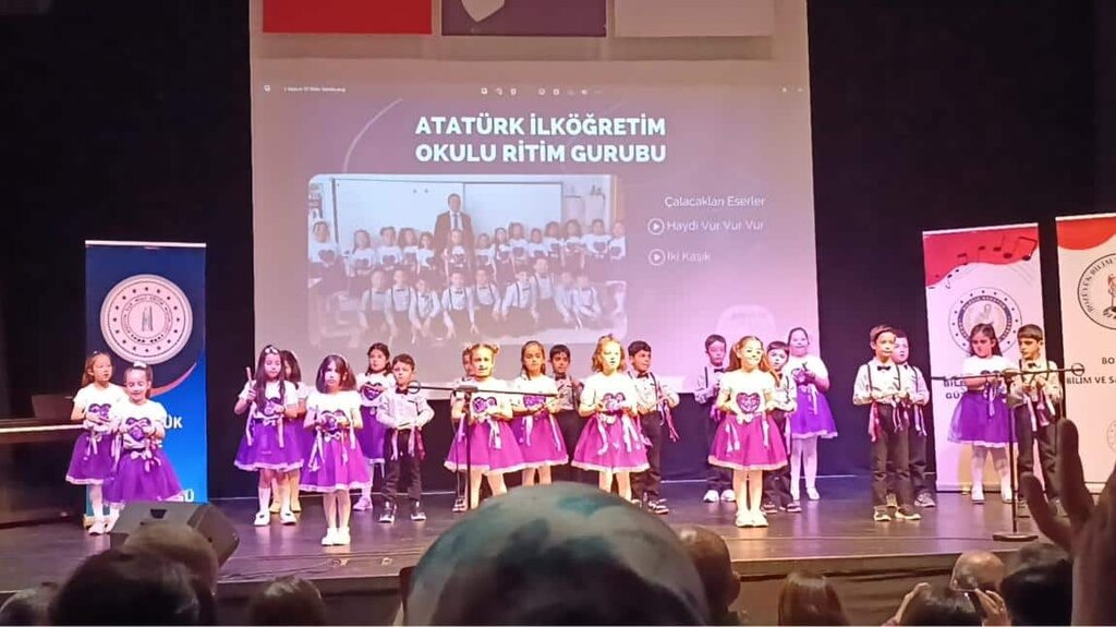 School Ataturk Middle School, Bozuyuk, photo