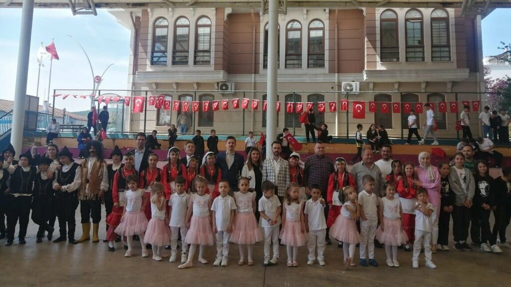 School Akmeşe Middle School, Izmit, photo